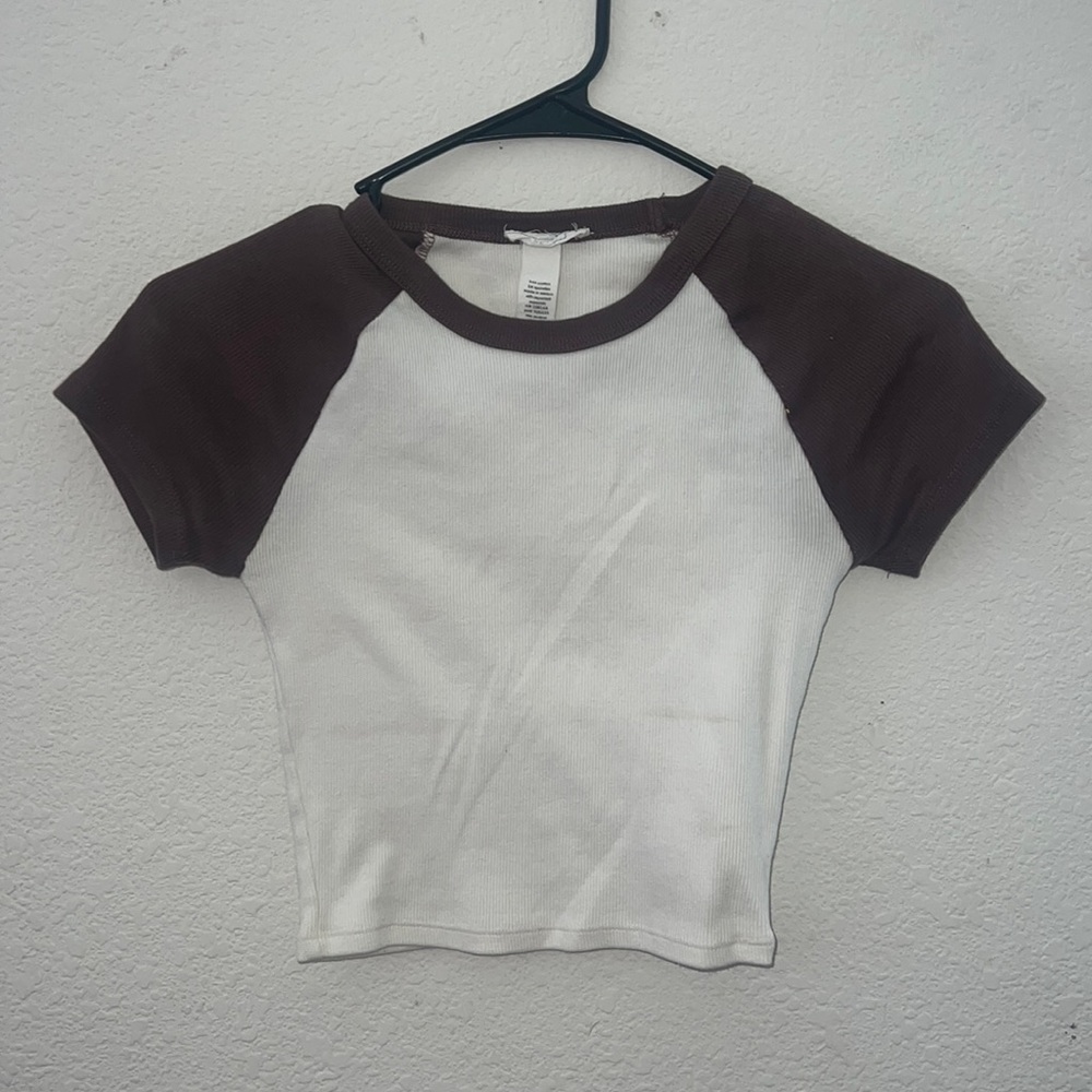 short sleeve, two toned baby tee